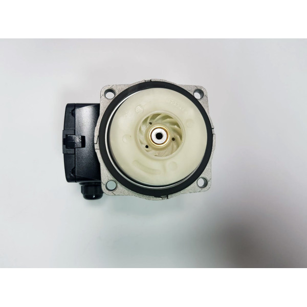 Насос циркуляційний Wilo RS 15/5 газовий котел Ariston UNO 24 MFFI/MI